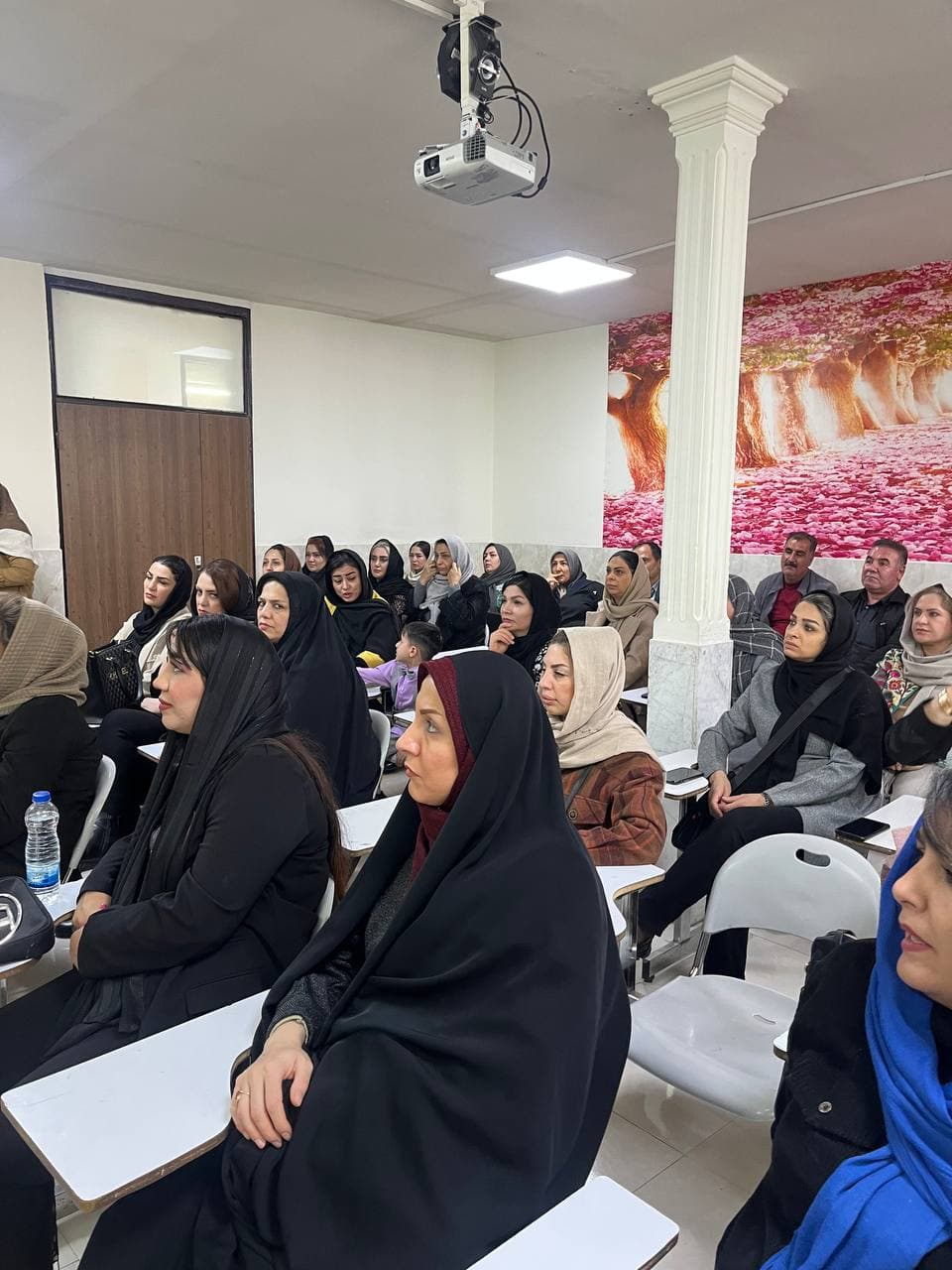 دبیرستان دخترانه غیردولتی البرز