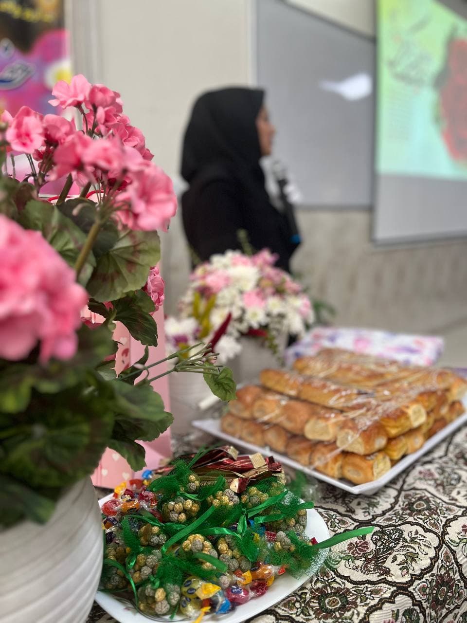 دبیرستان دخترانه غیردولتی البرز