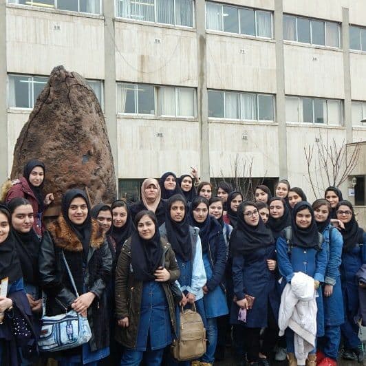 دبیرستان دخترانه غیردولتی البرز